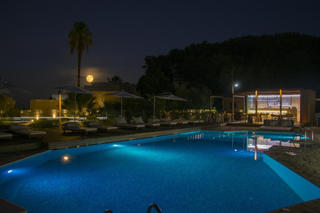 Ionian Eye Design & Apartment Mesongi